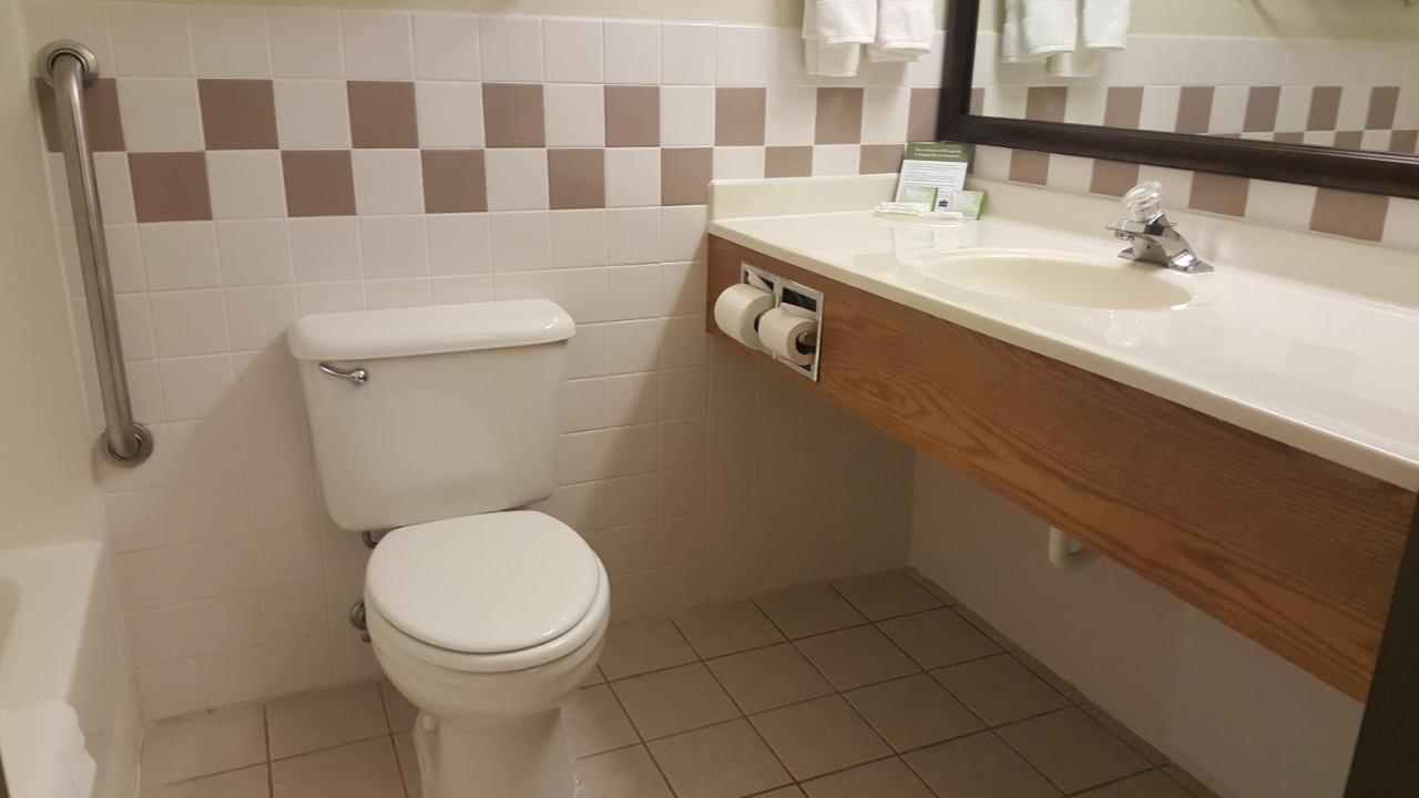 Americinn By Wyndham Garden City Extérieur photo